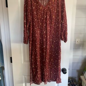 Natural life long sleeve floral maxi w/ leg slit